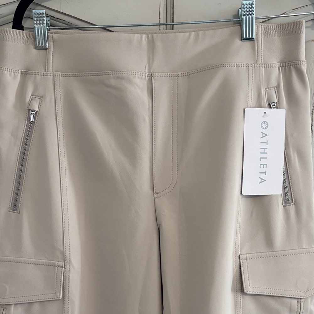 Athleta Women’s  Cream Cargo Pants NWT